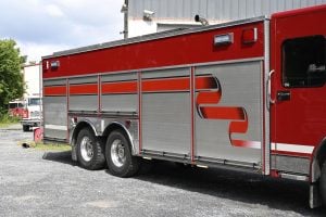 2004 Spartan 2000/1100 Rescue Pumper With Light Tower