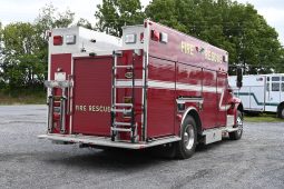 2010 International KME Rescue with Light Tower full