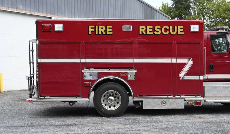 2010 International KME Rescue with Light Tower full