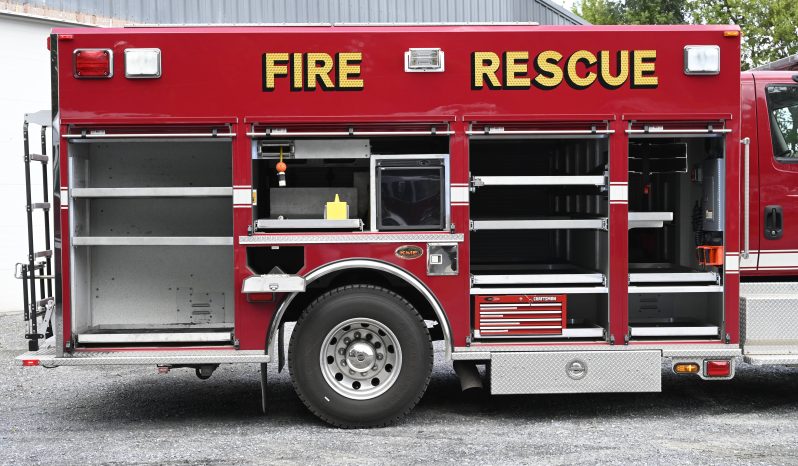 2010 International KME Rescue with Light Tower full