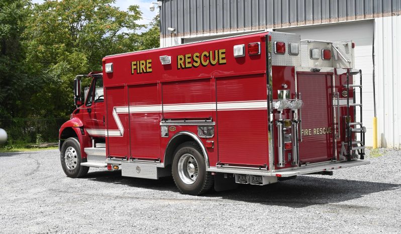 2010 International KME Rescue with Light Tower full