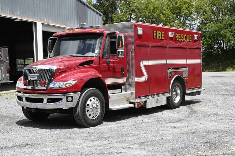 2010 Rescue with Light Tower