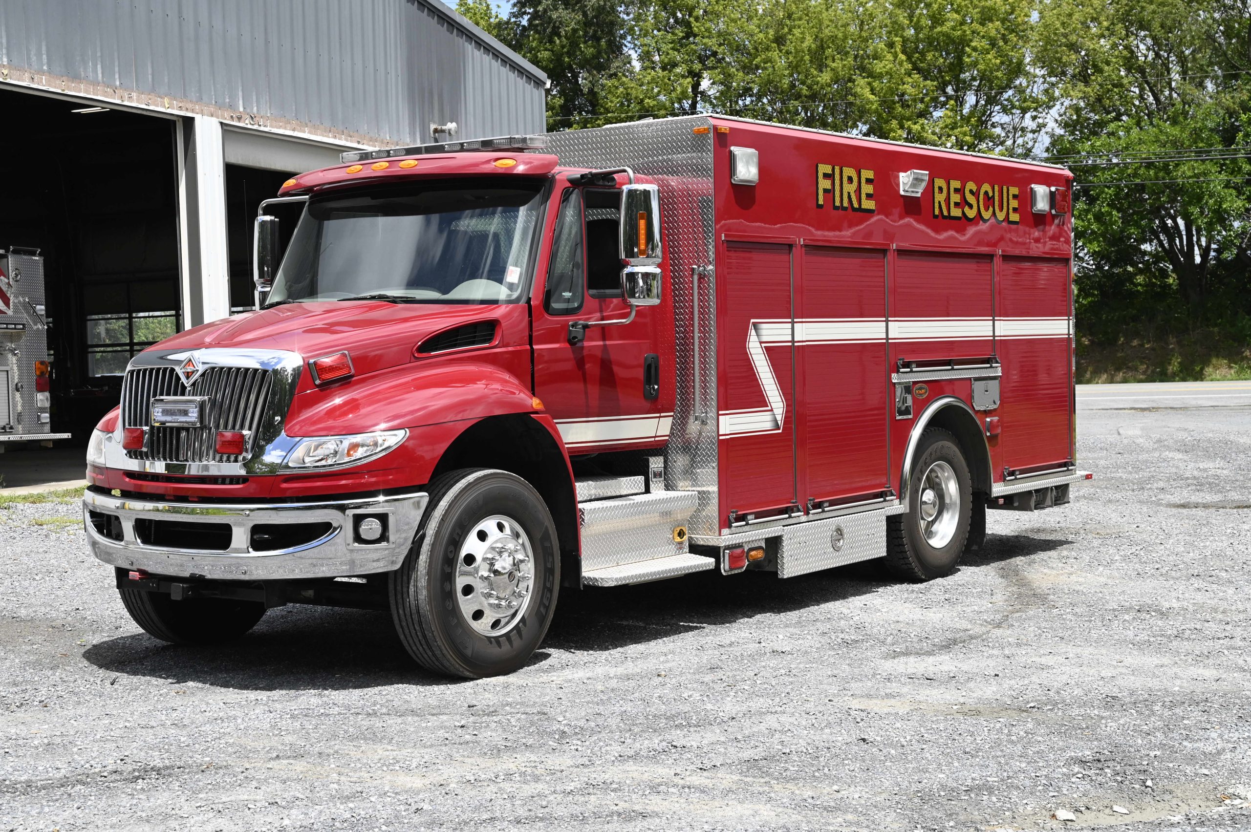 2010 International KME Rescue with Light Tower