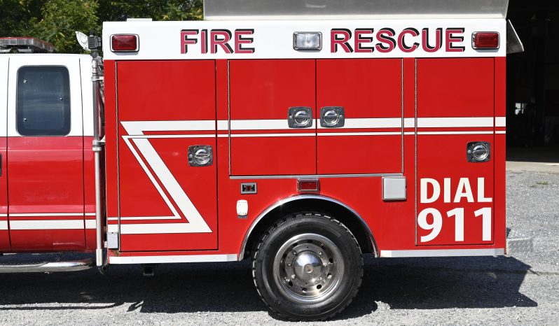 2009 Ford 4×4 Brush truck 250/250 Pump & Roll full