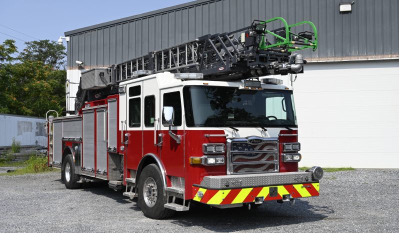 2018 Pierce Enforcer 107′ Aerial Quint full