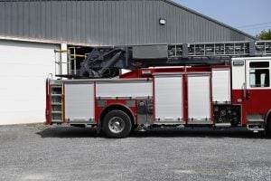 2018 Pierce Enforcer 107′ Aerial Quint