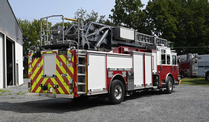 2018 Pierce Enforcer 107′ Aerial Quint full
