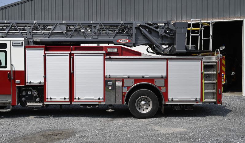 2018 Pierce Enforcer 107′ Aerial Quint full