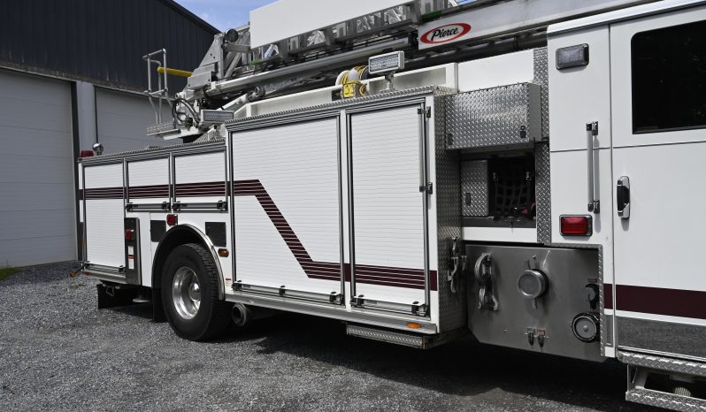 2009 Pierce 75′ Heavy Duty Aluminum Aerial Quint full