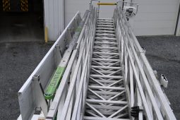 2009 Pierce 75′ Heavy Duty Aluminum Aerial Quint full