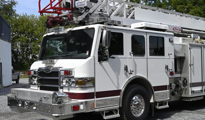 2009 Pierce 75′ Heavy Duty Aluminum Aerial Quint full