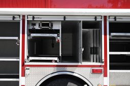 2002 HME Non Walk-In Heavy Rescue with Light Tower and Cascade System full