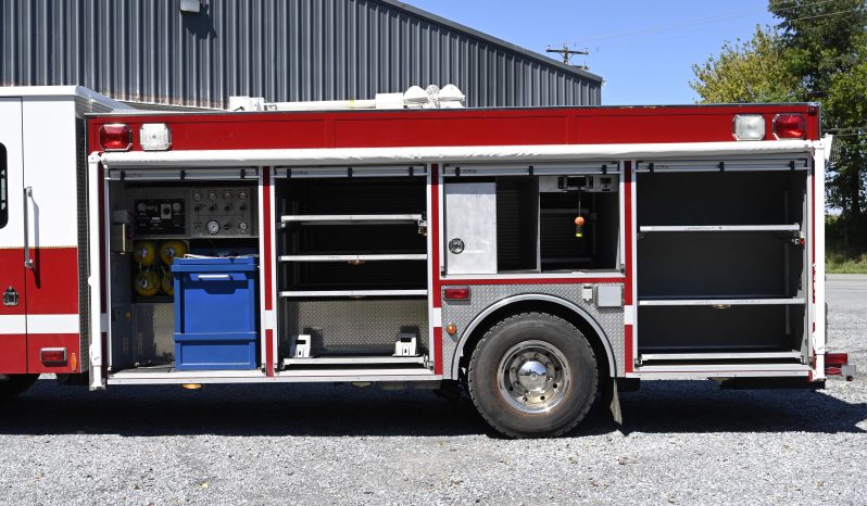 2002 HME Non Walk-In Heavy Rescue with Light Tower and Cascade System full