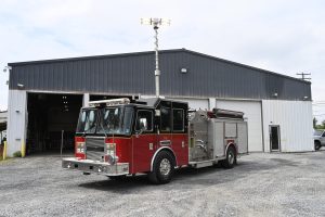 2006 KME 1500/1000 Rural Pumper with Light Tower