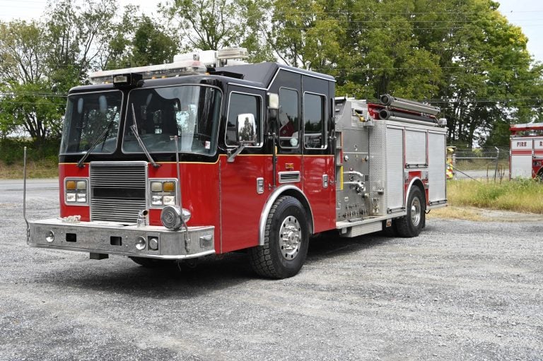 2006 KME 1500/1000 Rural Pumper with Light Tower