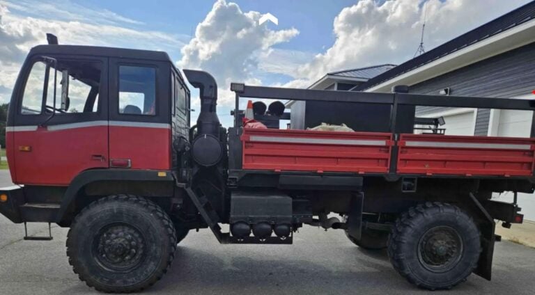 2003 4x4 LMTV Brush Truck