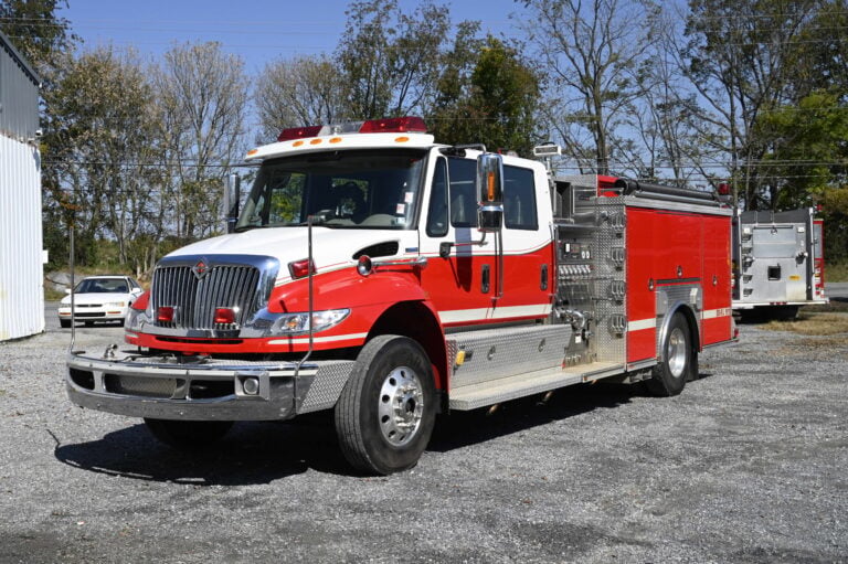 2008 Crimson 1500/1000 Rural Pumper