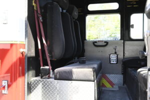2004 Seagrave 1500/1000 Rescue pumper with light tower