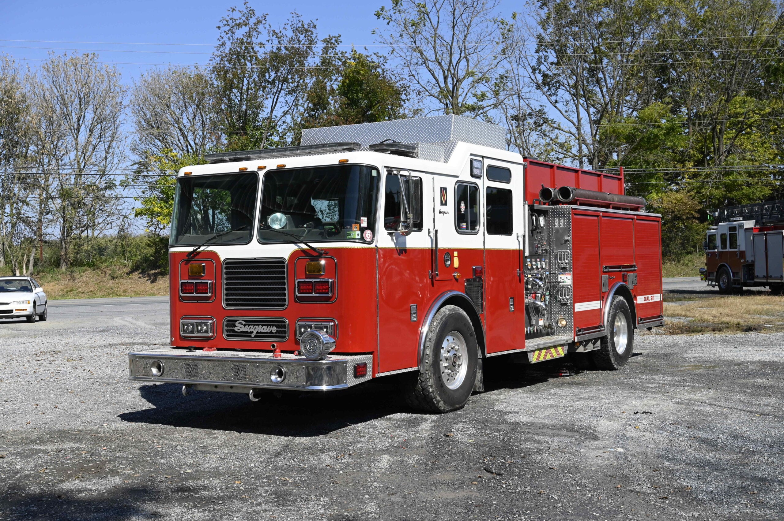 2004 Seagrave 1500/1000 Rescue pumper with light tower